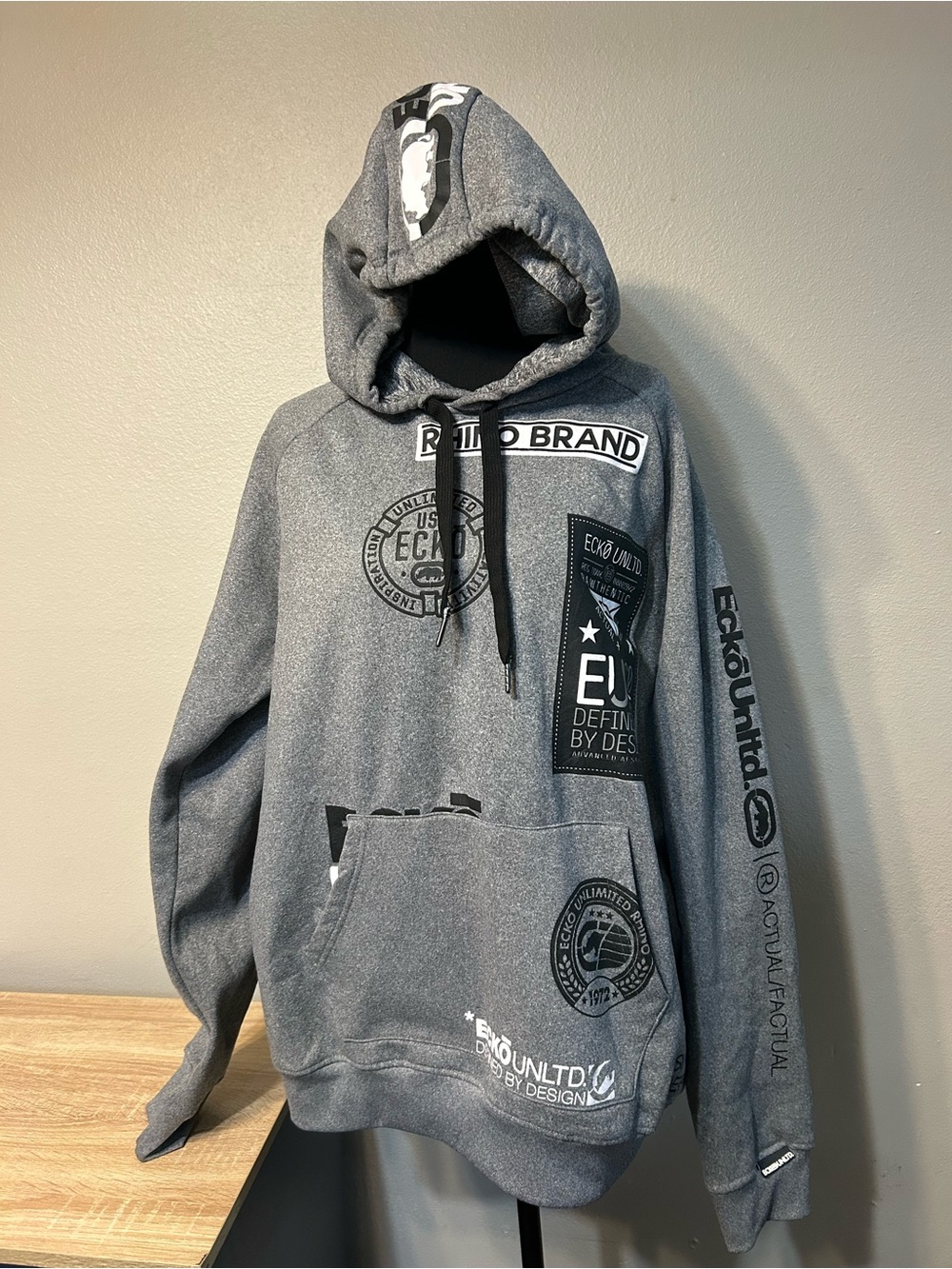Ecko Unltd Rhino Brand Hoodie XL Gray Graphic Y2K Hip Hop Streetwear Pullover